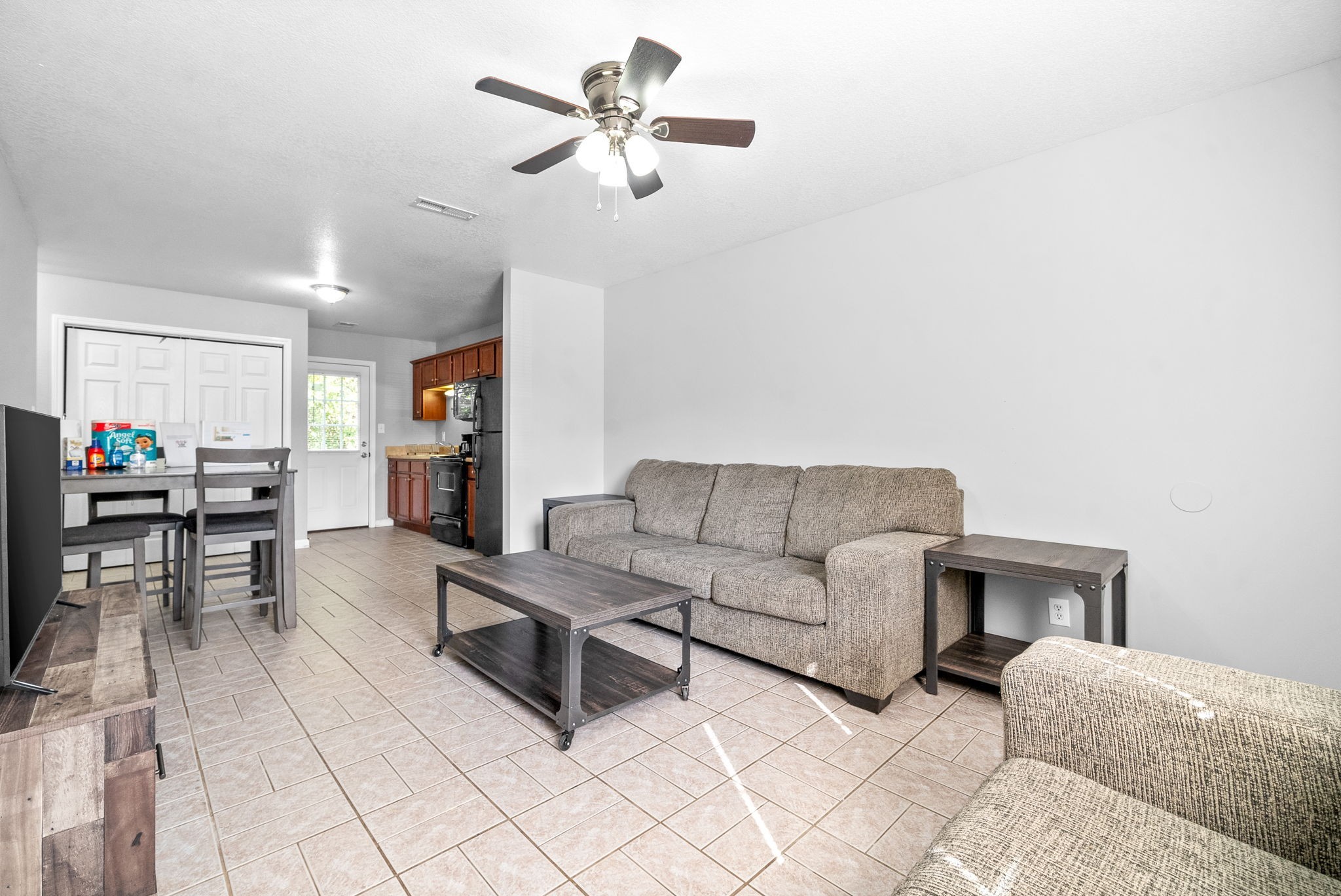 535 Lafayette Rd