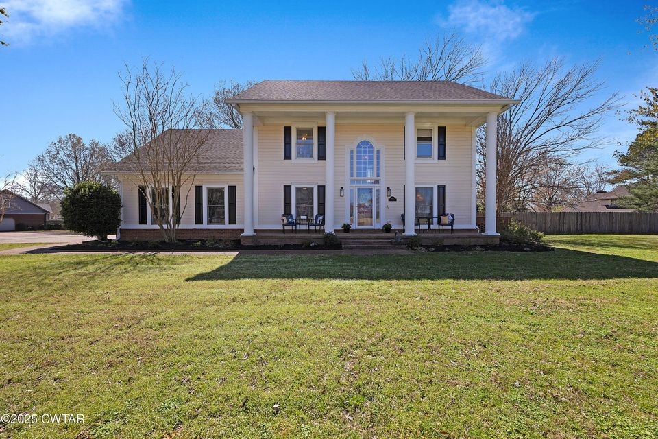 465 Shadow Ridge Dr