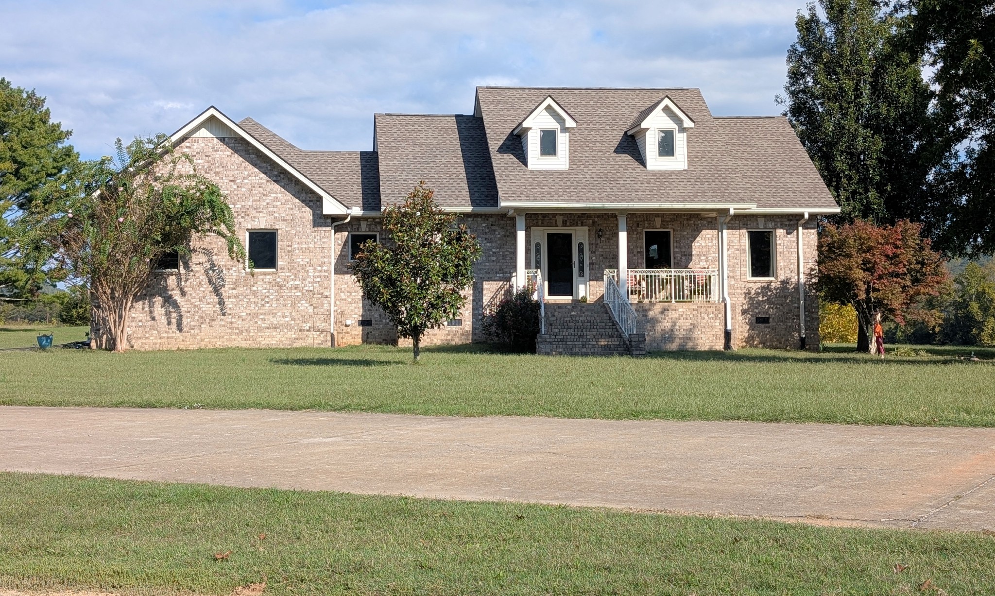 346 Angler Ln