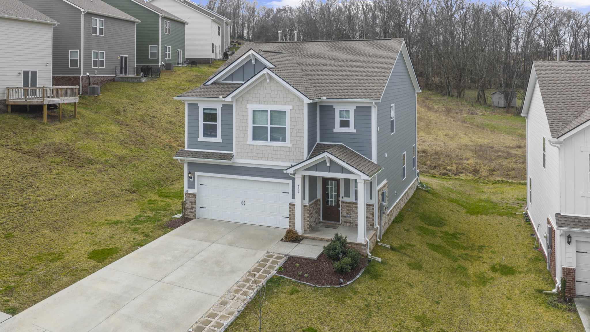 304 Razzle Dr