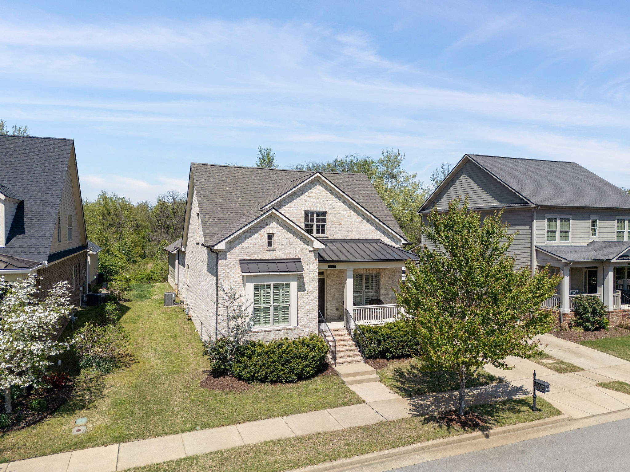 804 Charming Ct
