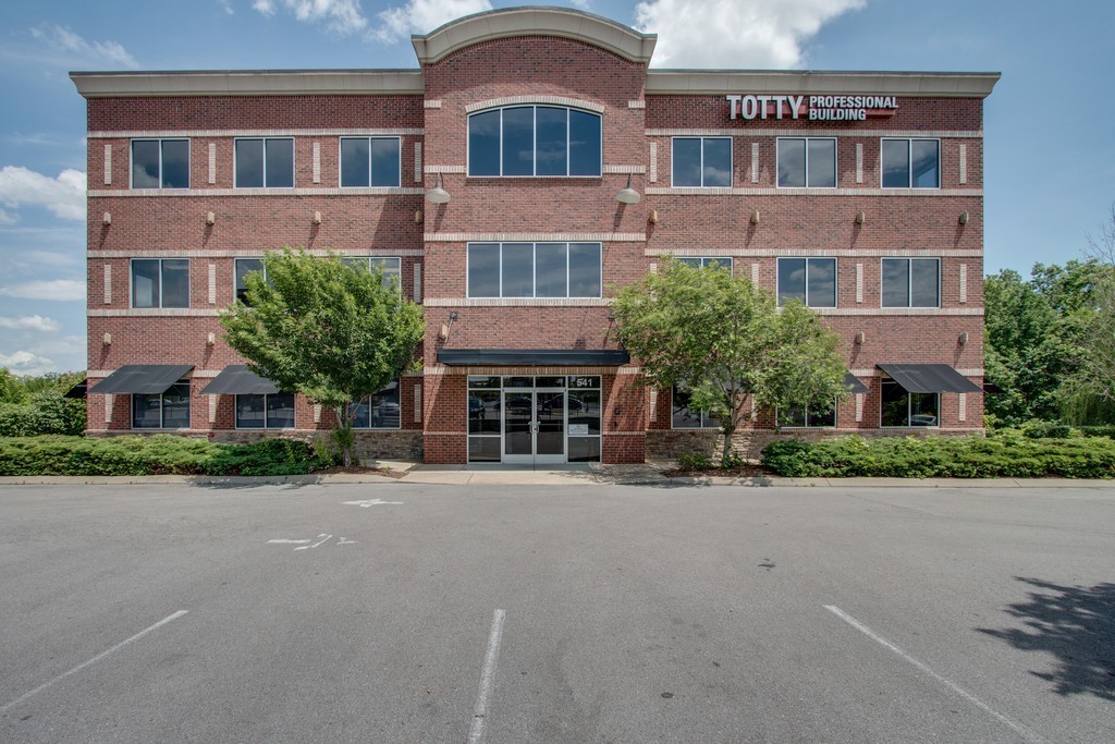 541 N Mount Juliet Rd