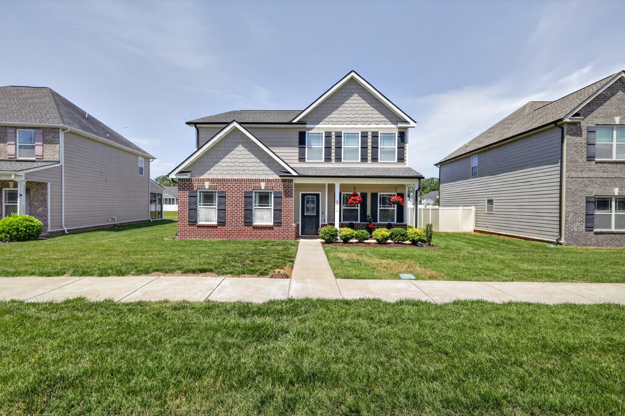 2816 Cason Ln