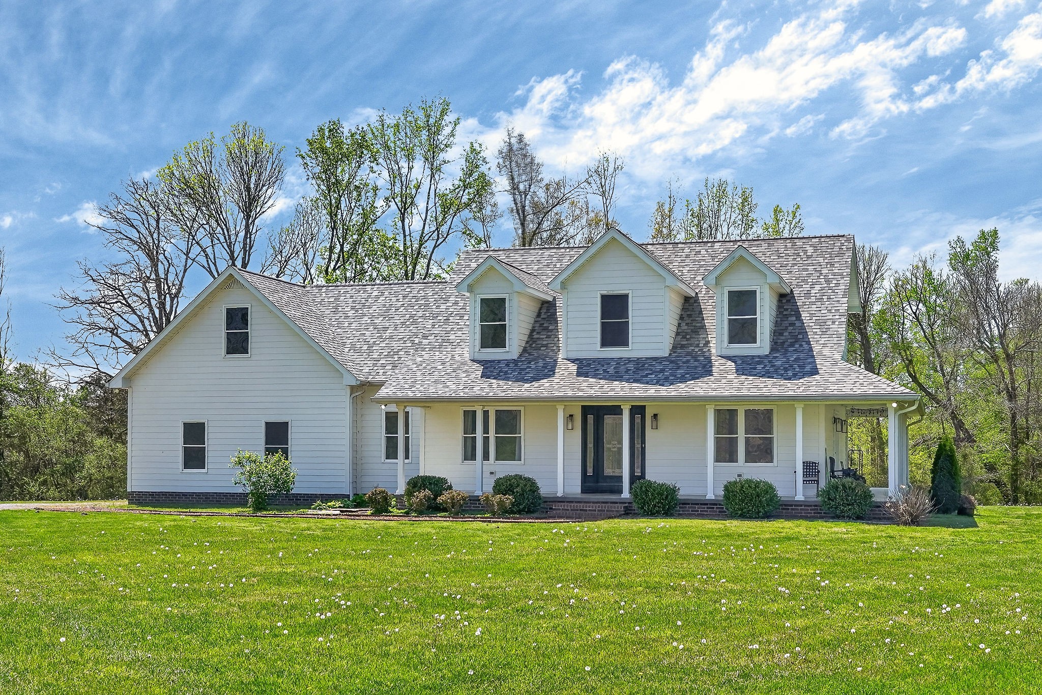 302 Ligon Ln