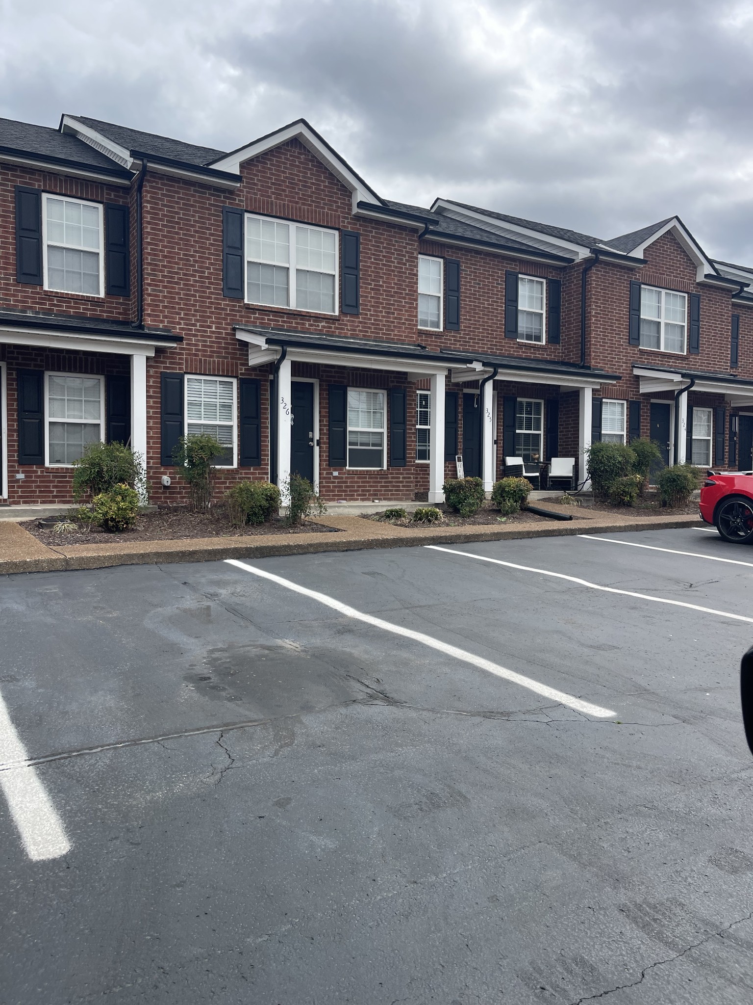 329 Stewarts Landing Cir