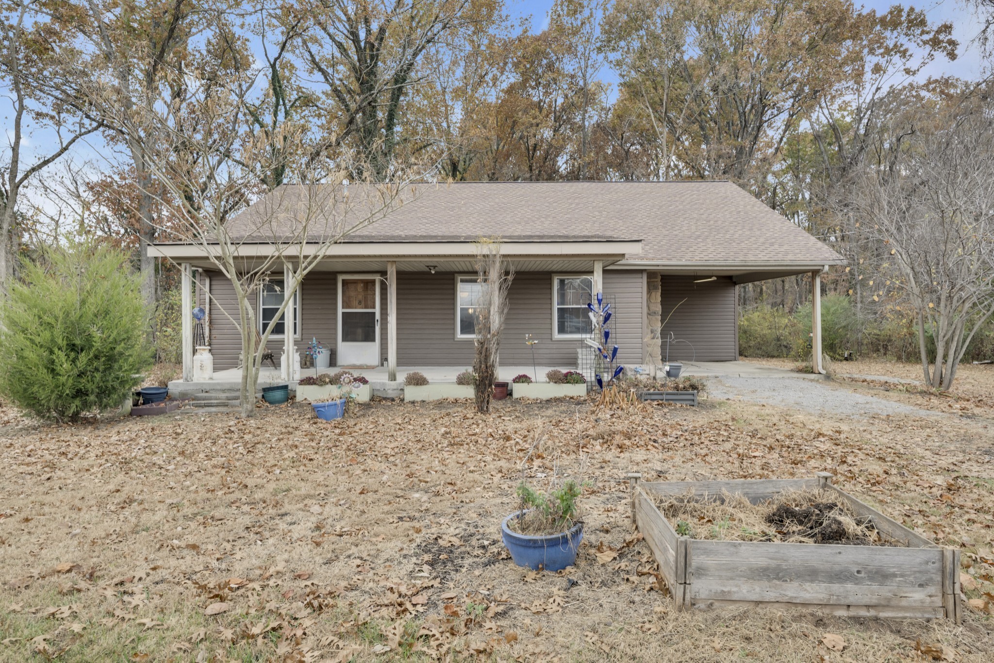 1305 Brinkley Rd