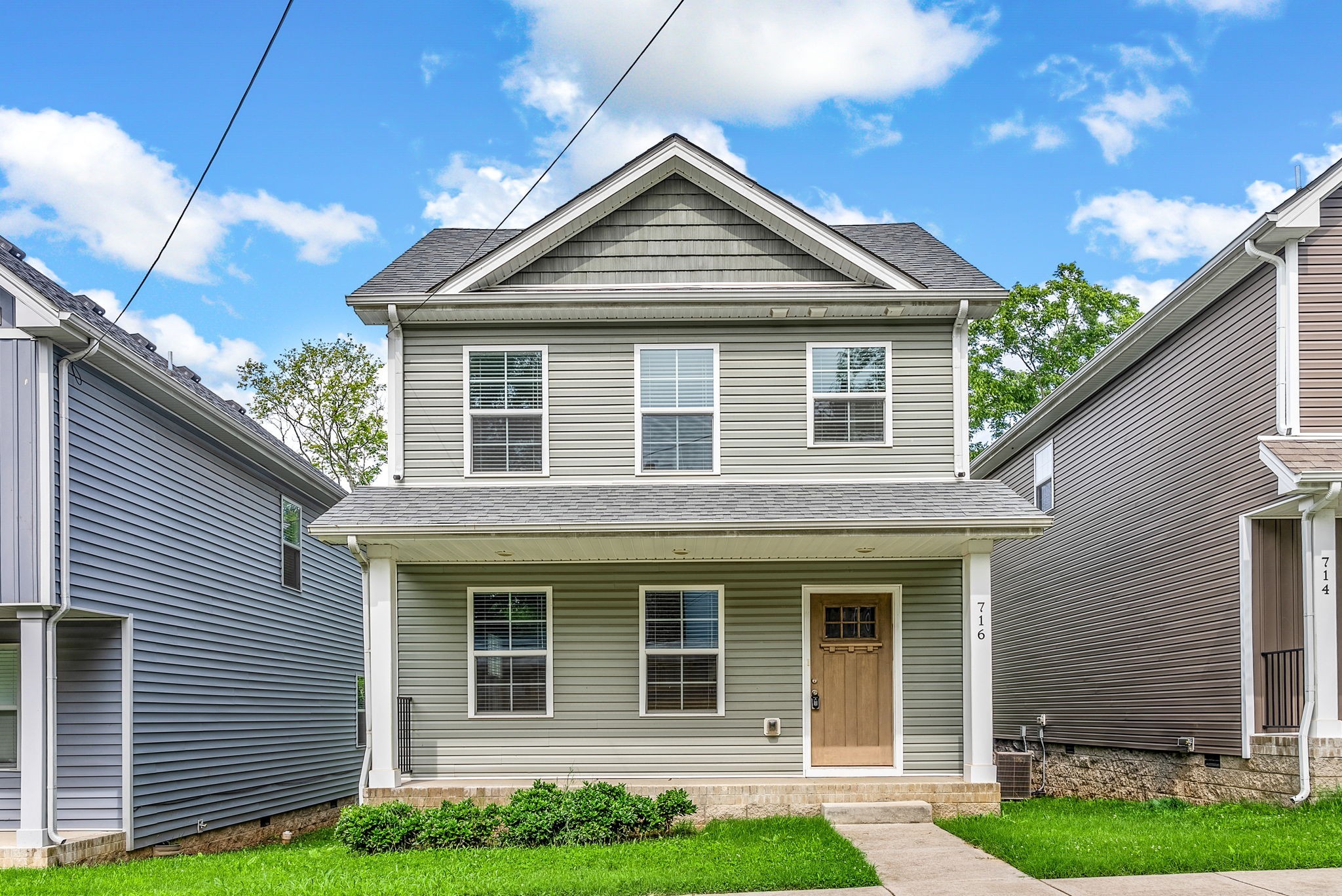 716 Perkins Ave