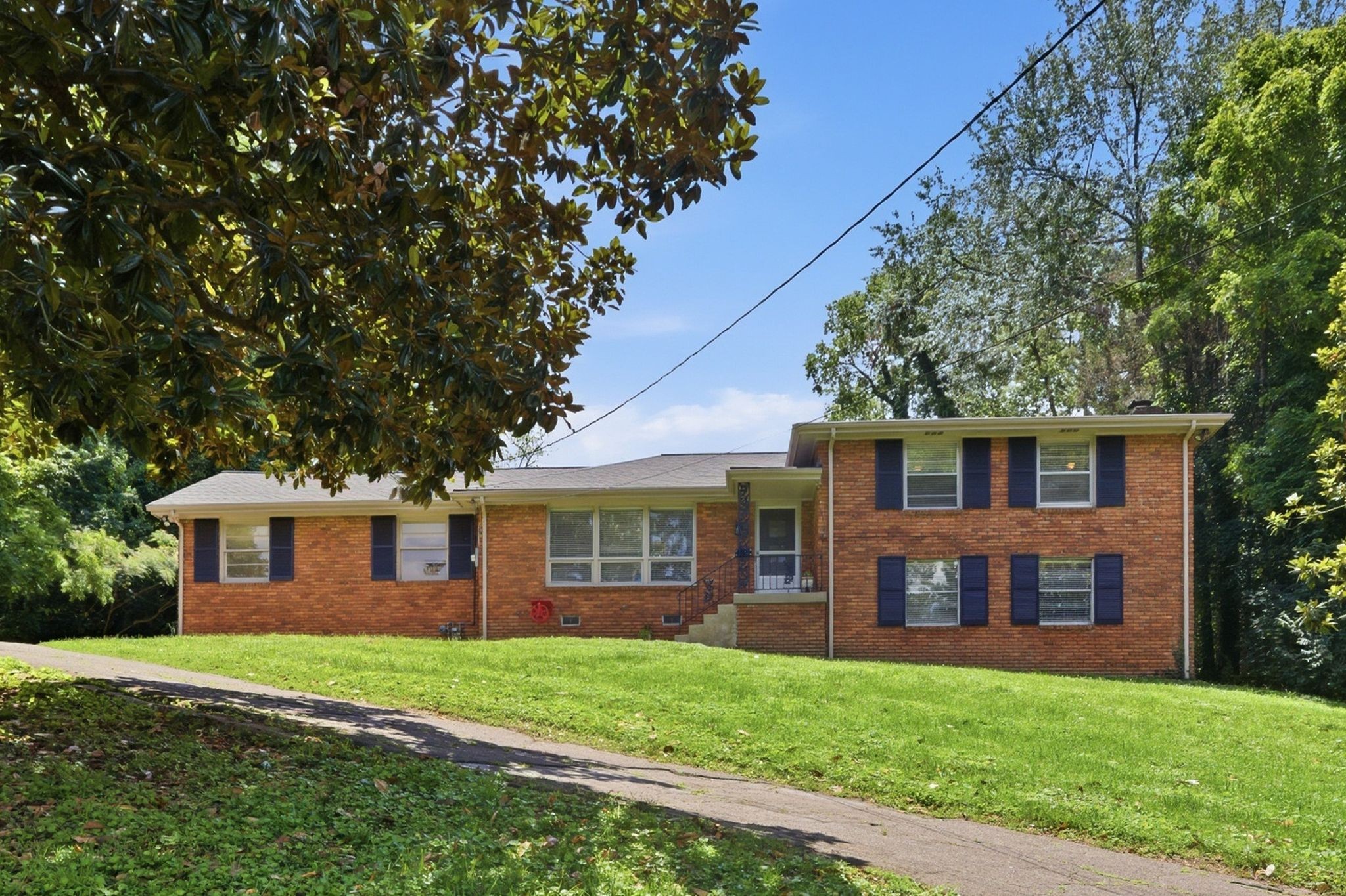 461 Manley Dr