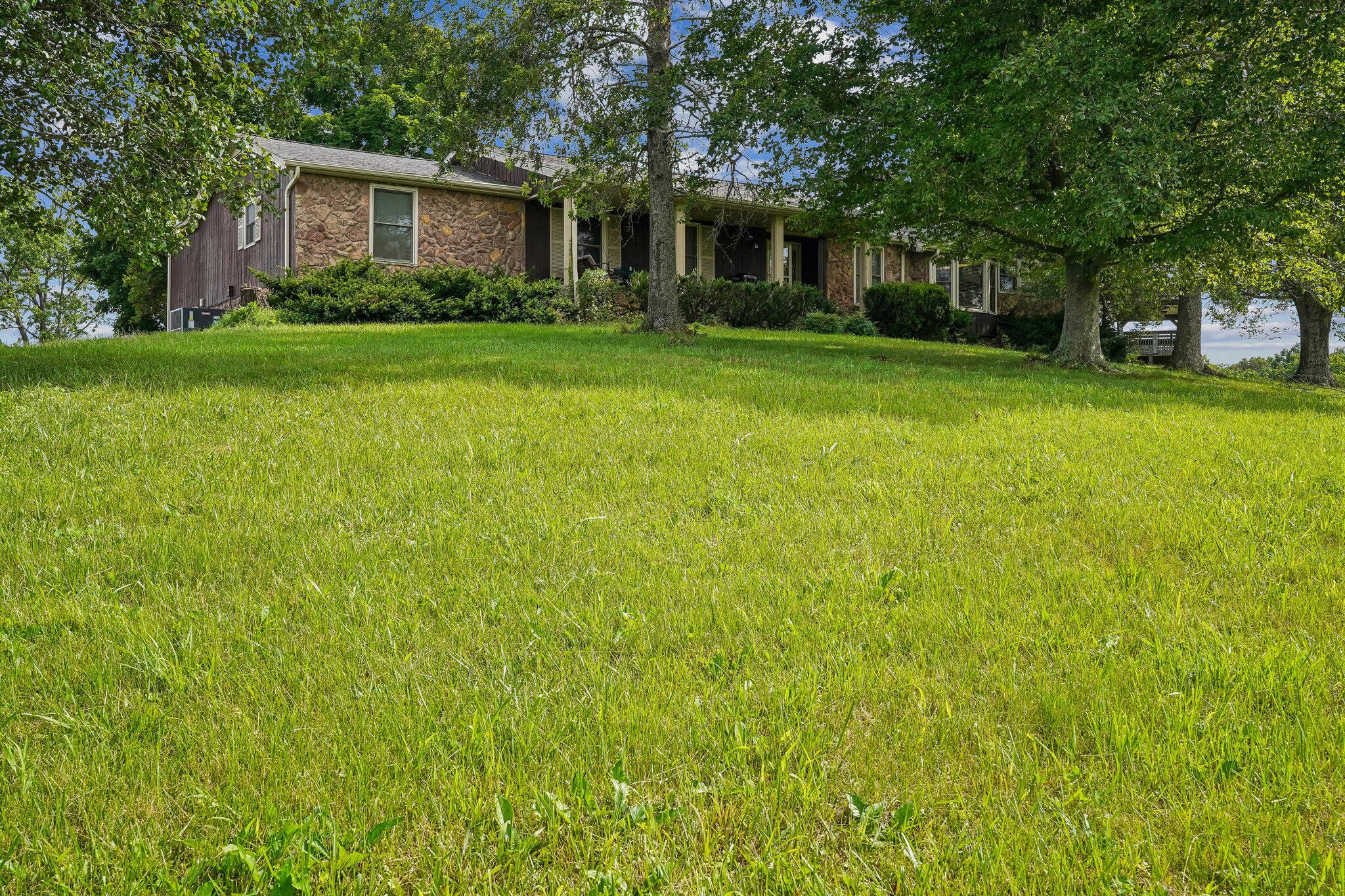 2351 Long Hollow PIKE