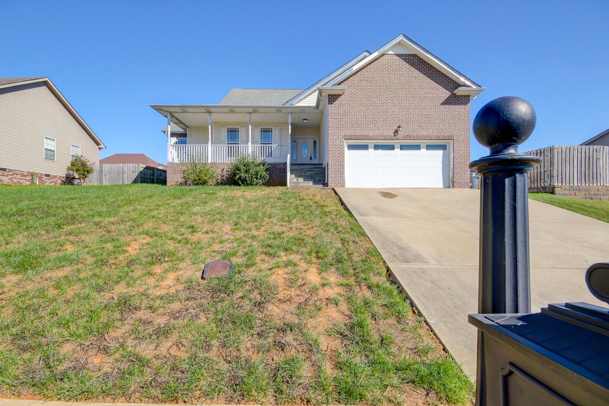 1625 Apache Way