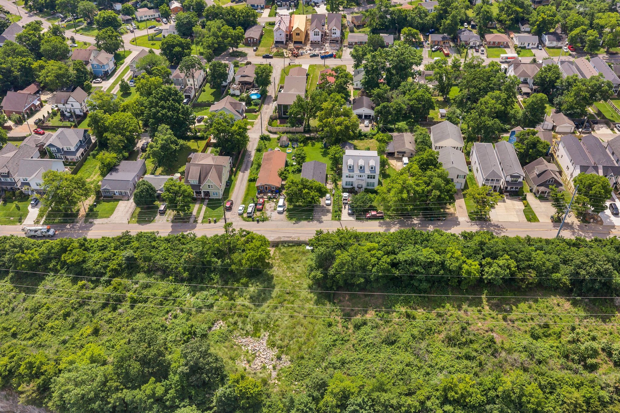 637 Annex Ave