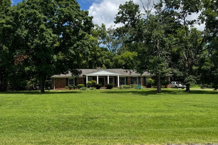 914 Waterswood Dr