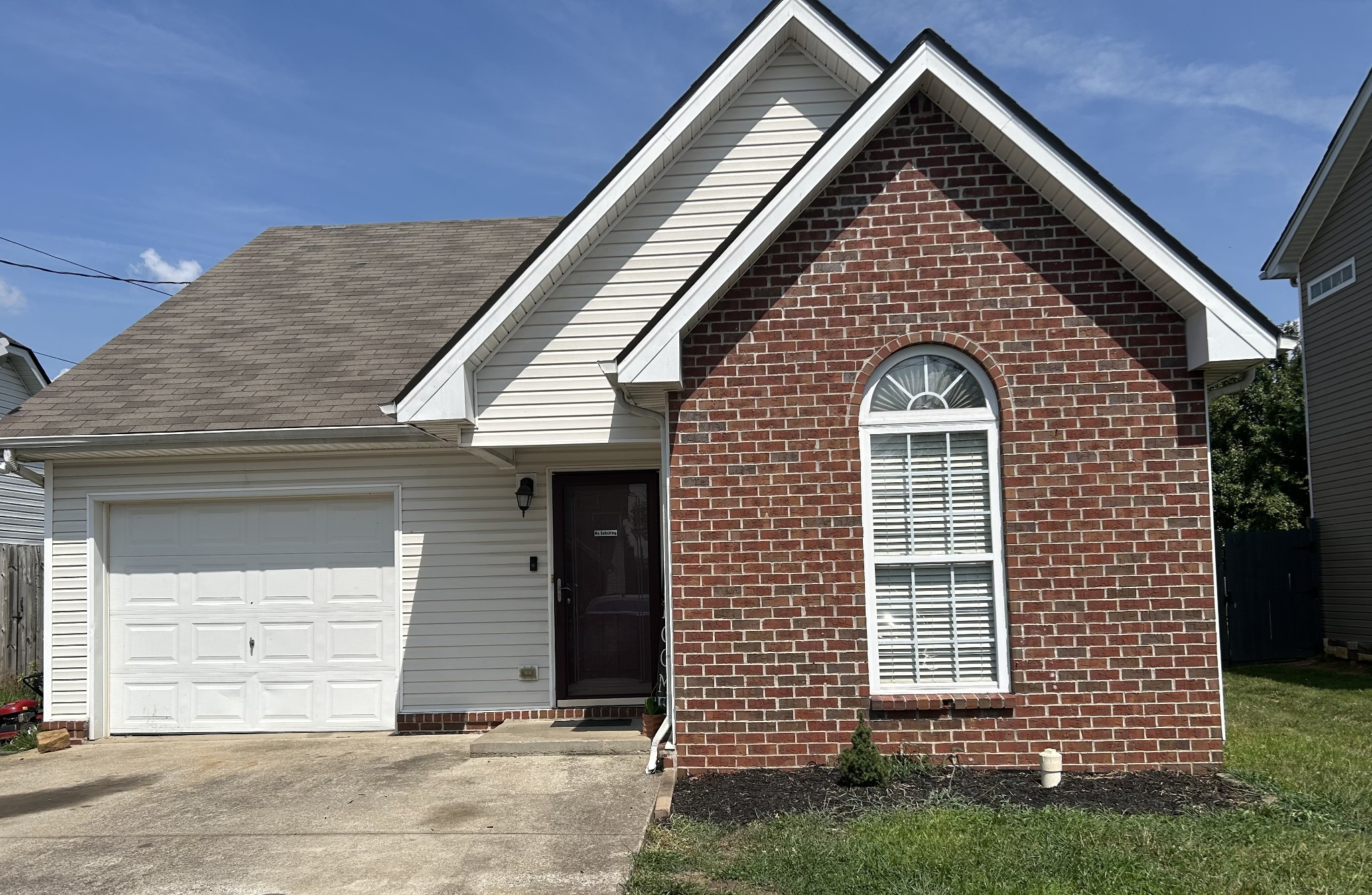 137 Berele Shepsele Ln