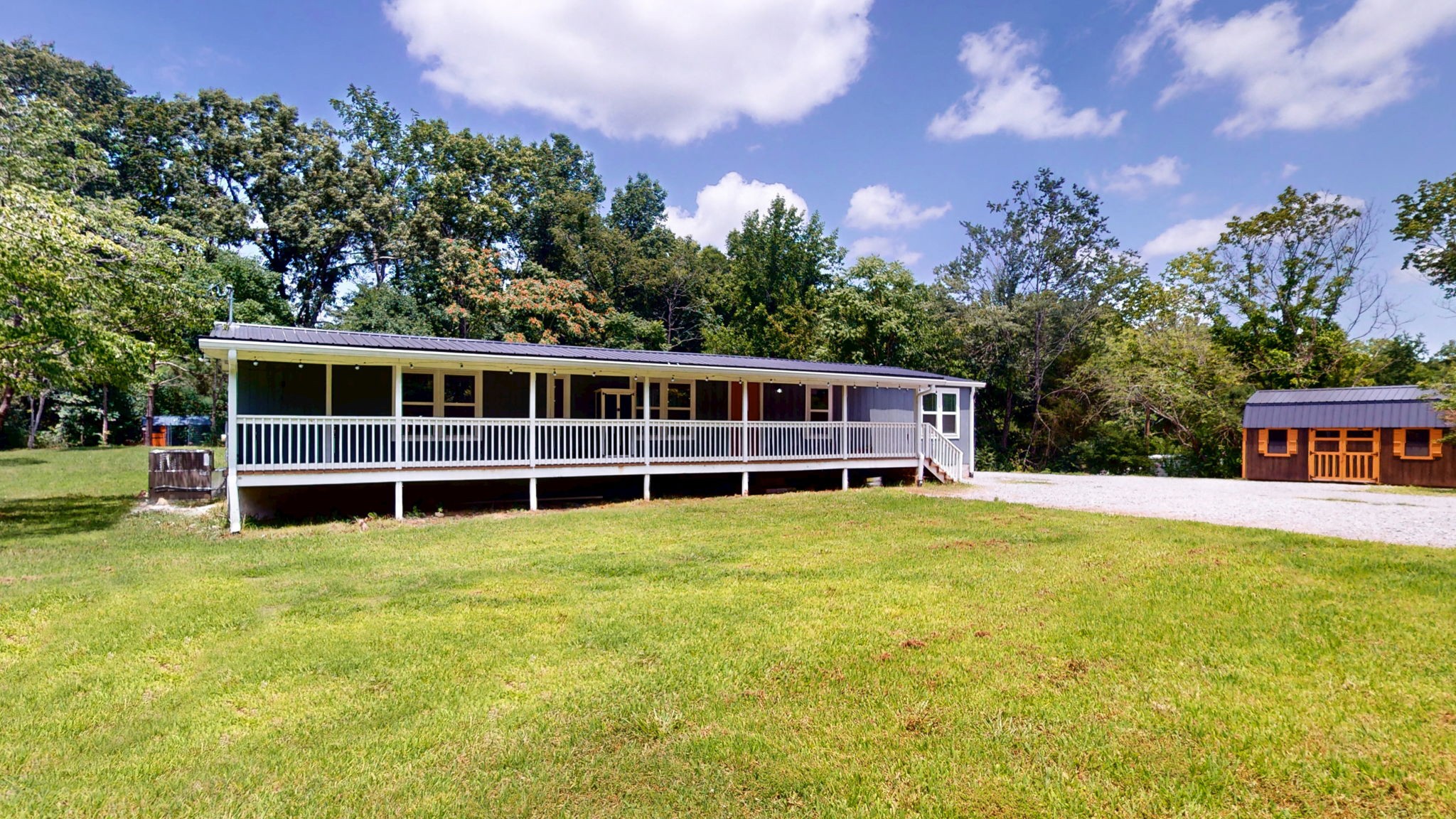 9464 Sugar Tree Dr