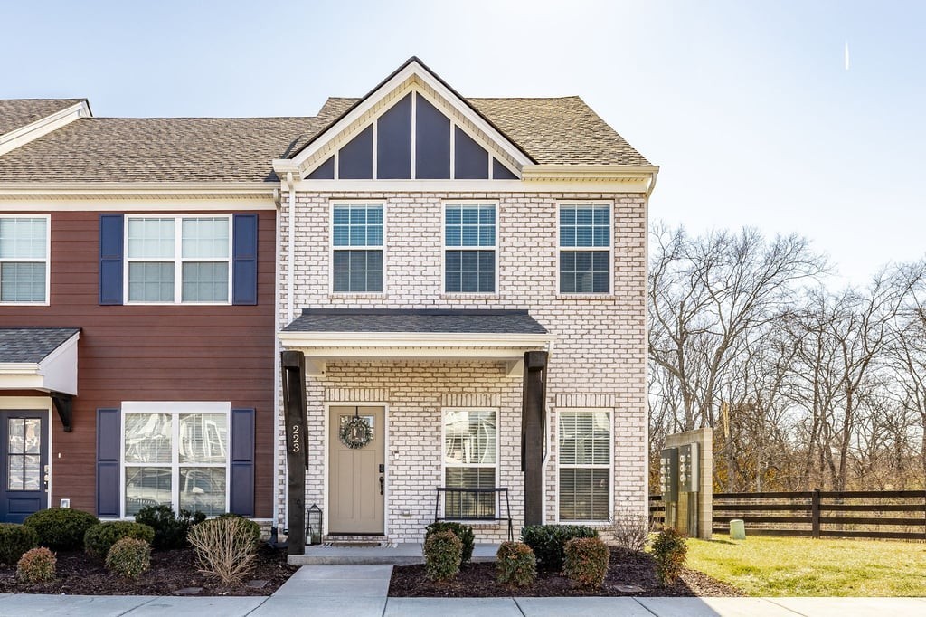 223 Holywell Dr