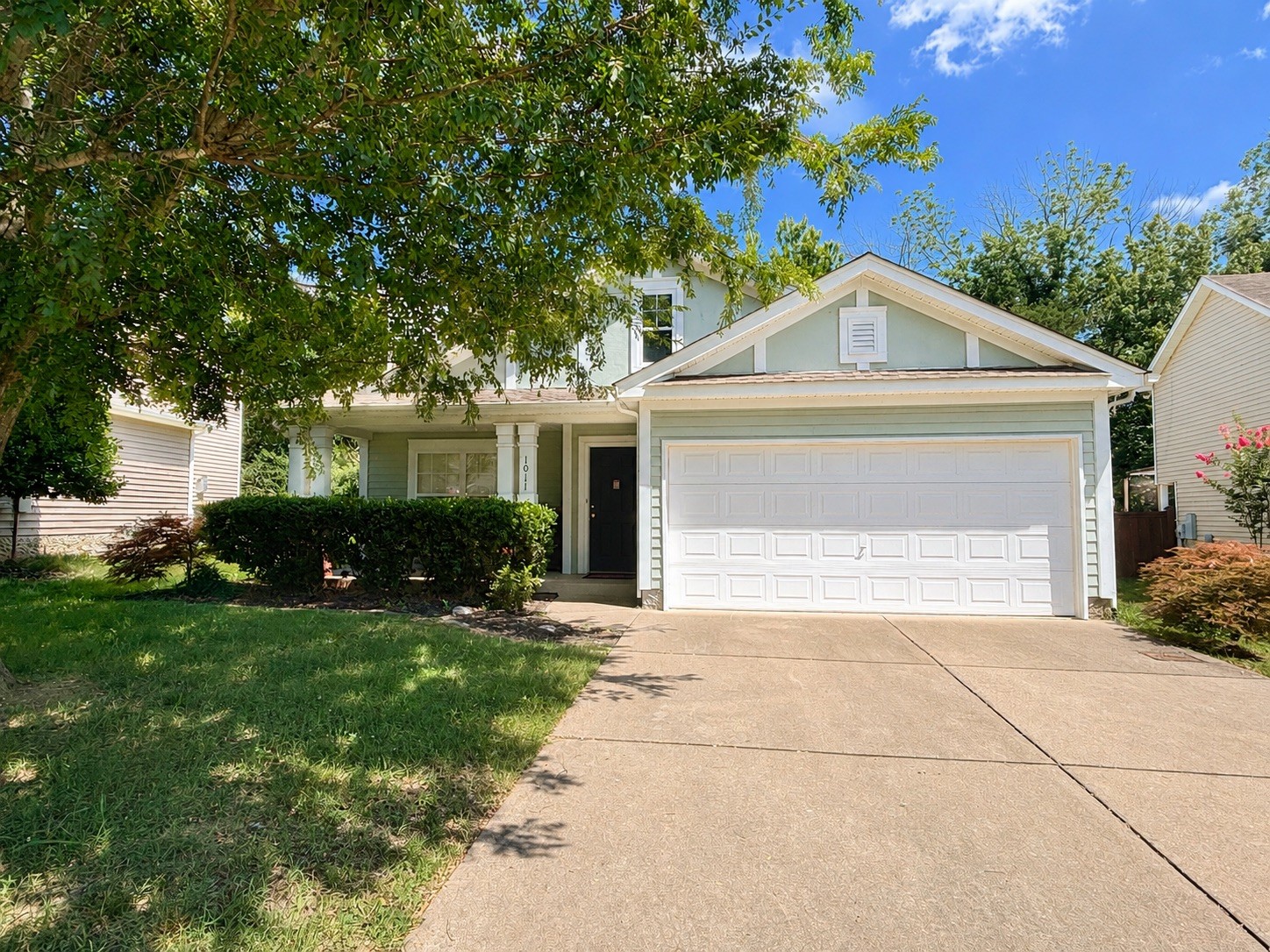 1011 Bradford Park Rd