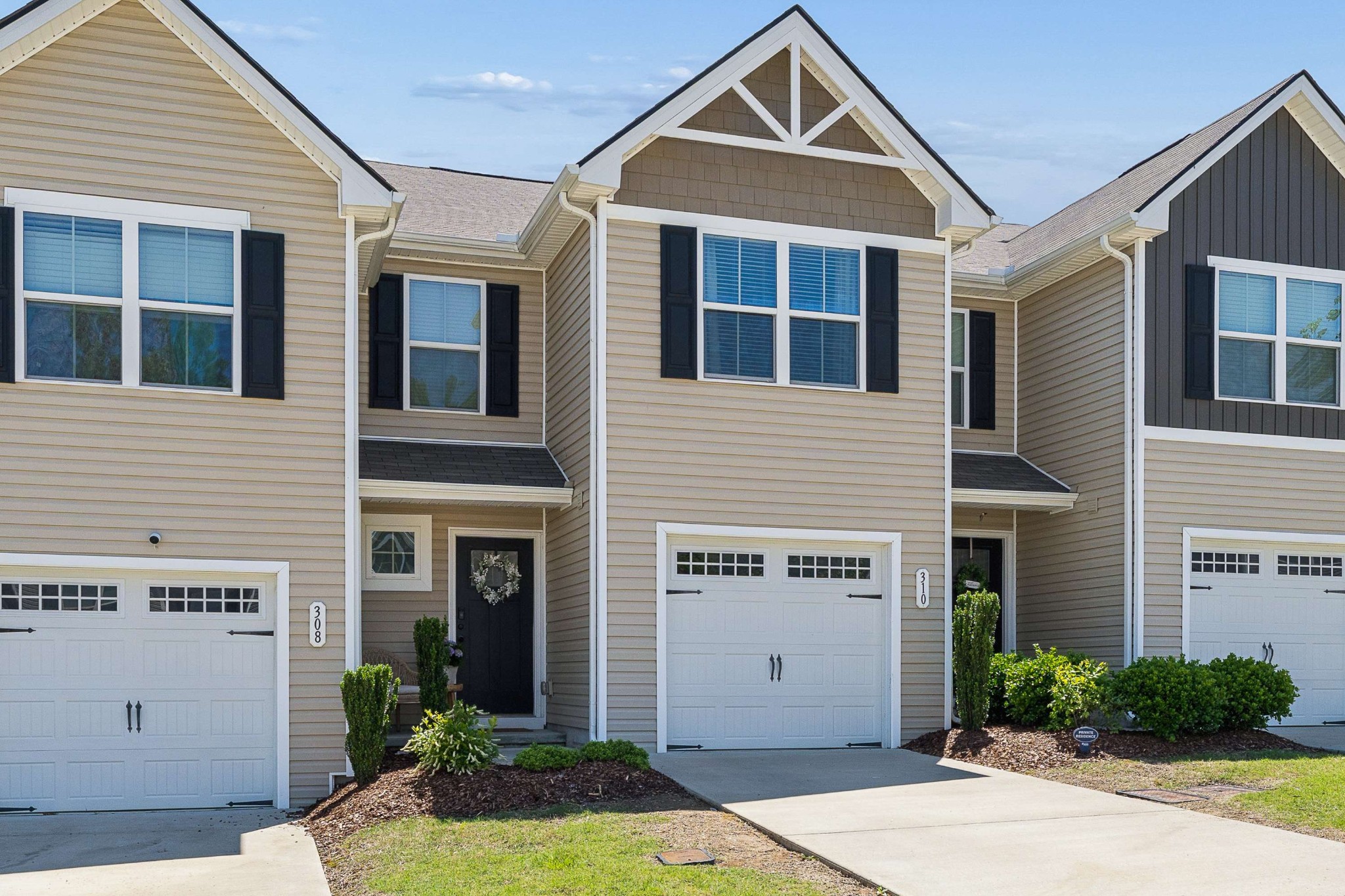 310 Sunnyview Dr