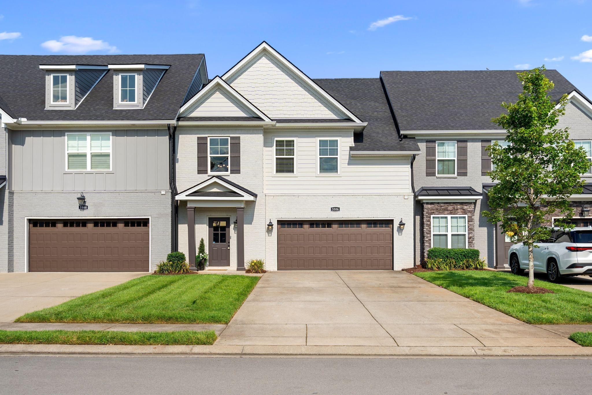 3506 Pershing Dr