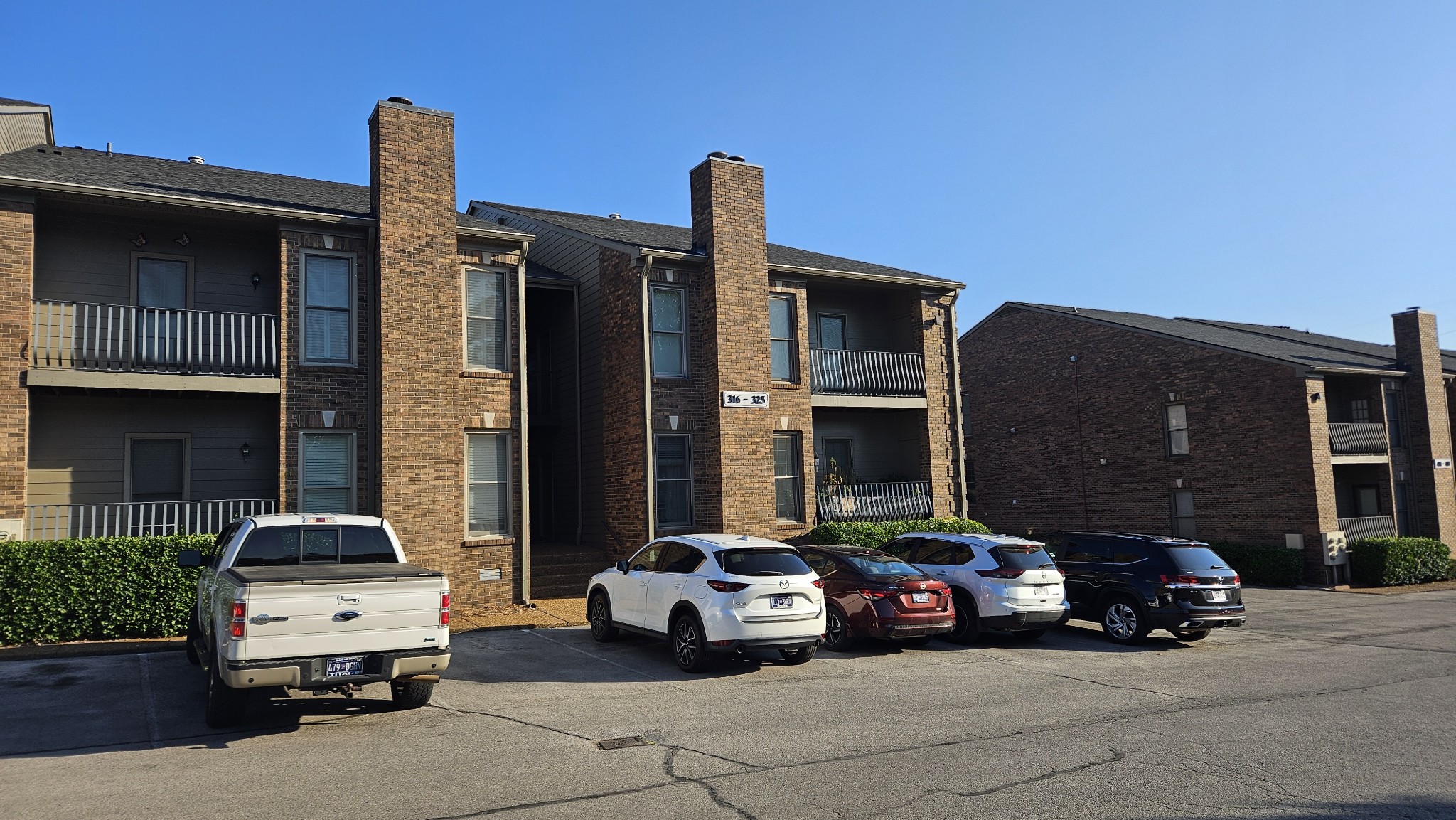 320 Sloan Rd