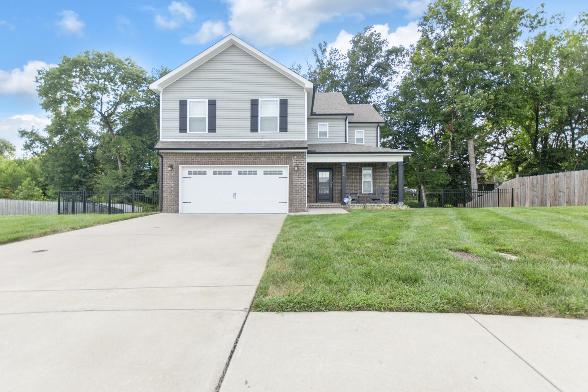 192 Cameron Ct