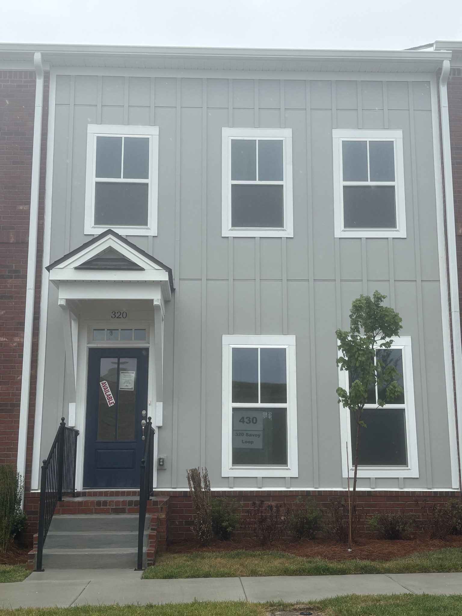 320 Savoy Loop