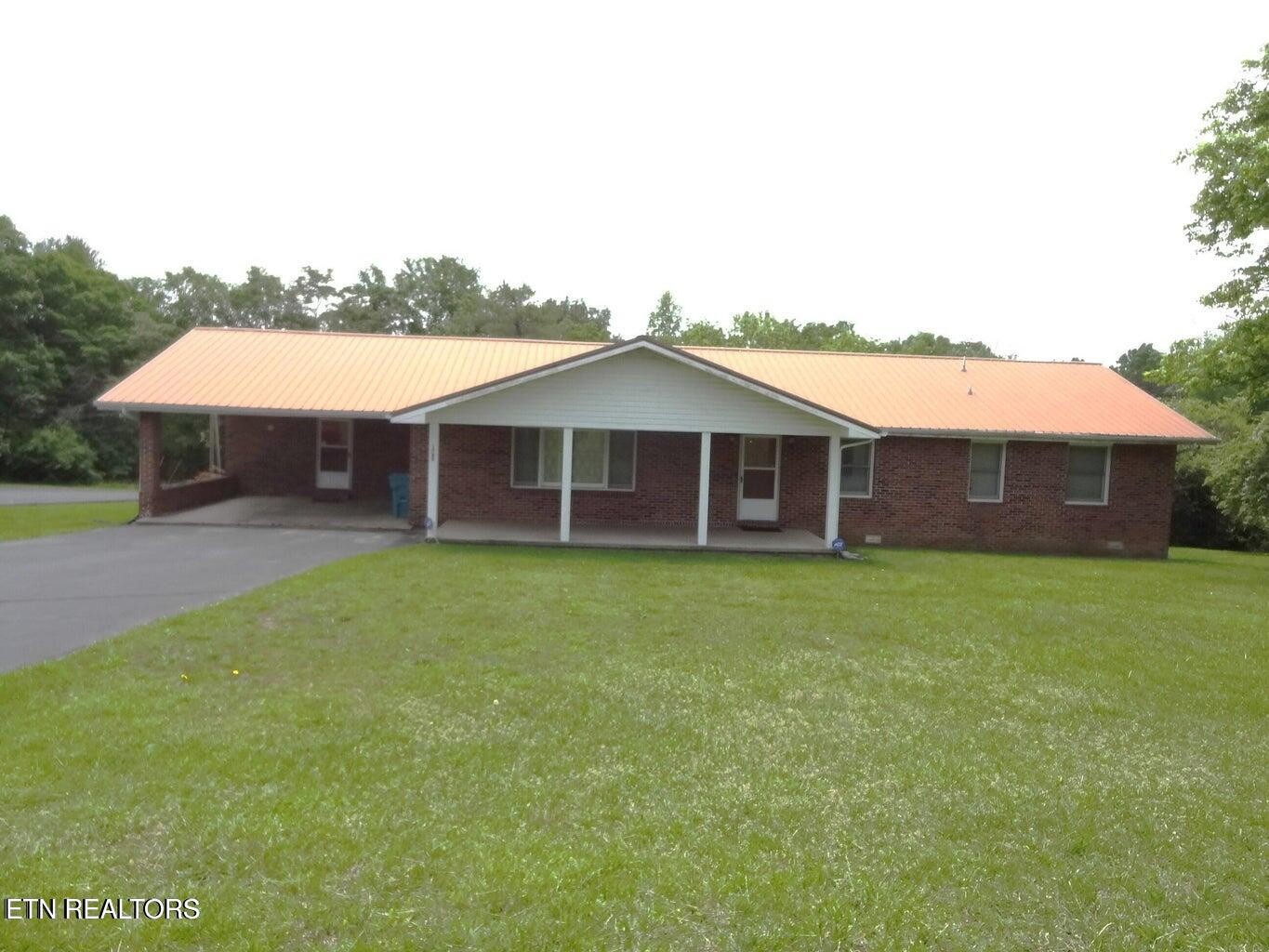 1789 Sparta Hwy