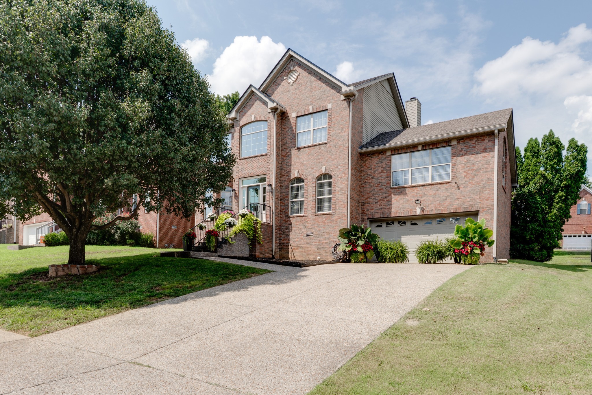 127 Coarsey Blvd