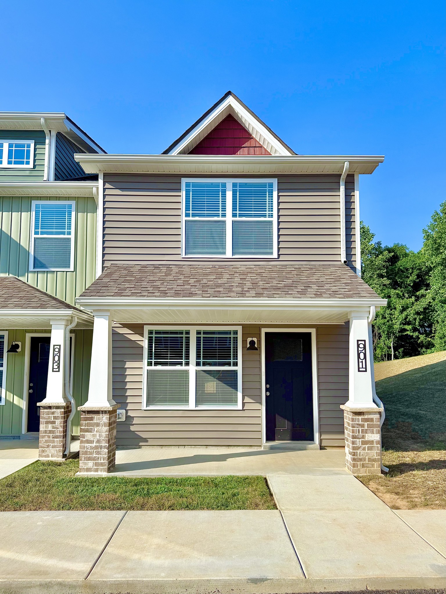 901 Peaceful Pl