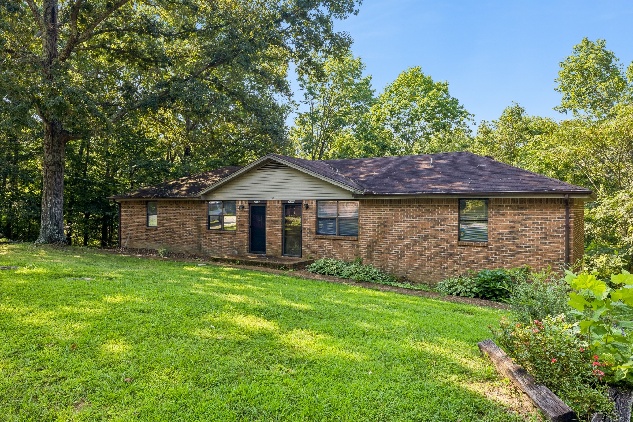 270 Harpeth Hills Ct