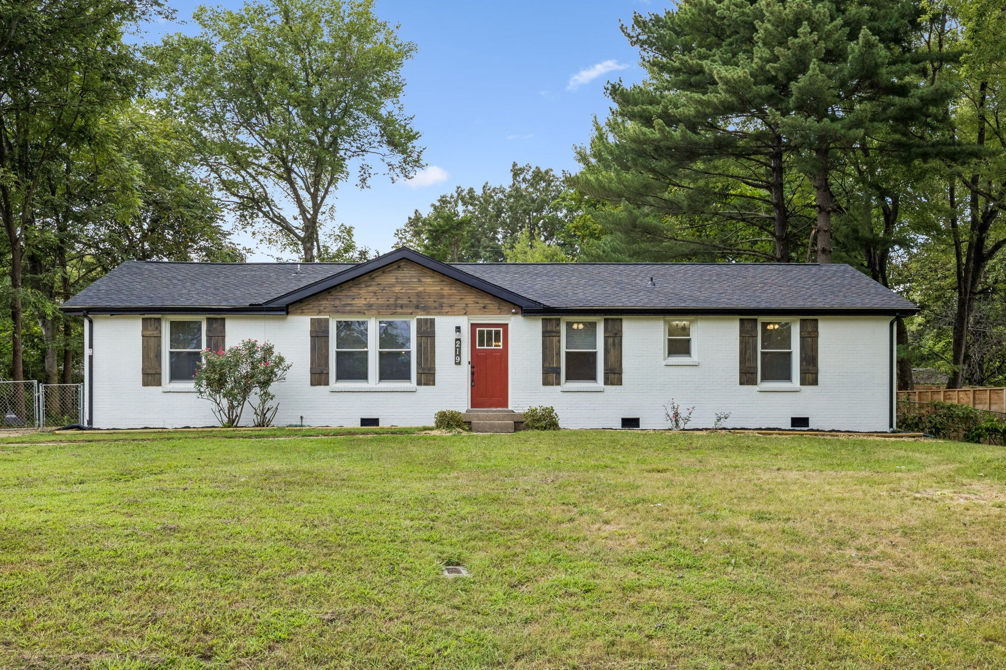 219 Morningside Dr