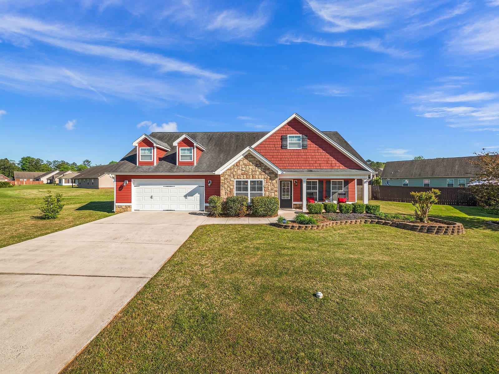 303 Honeyberry Ln