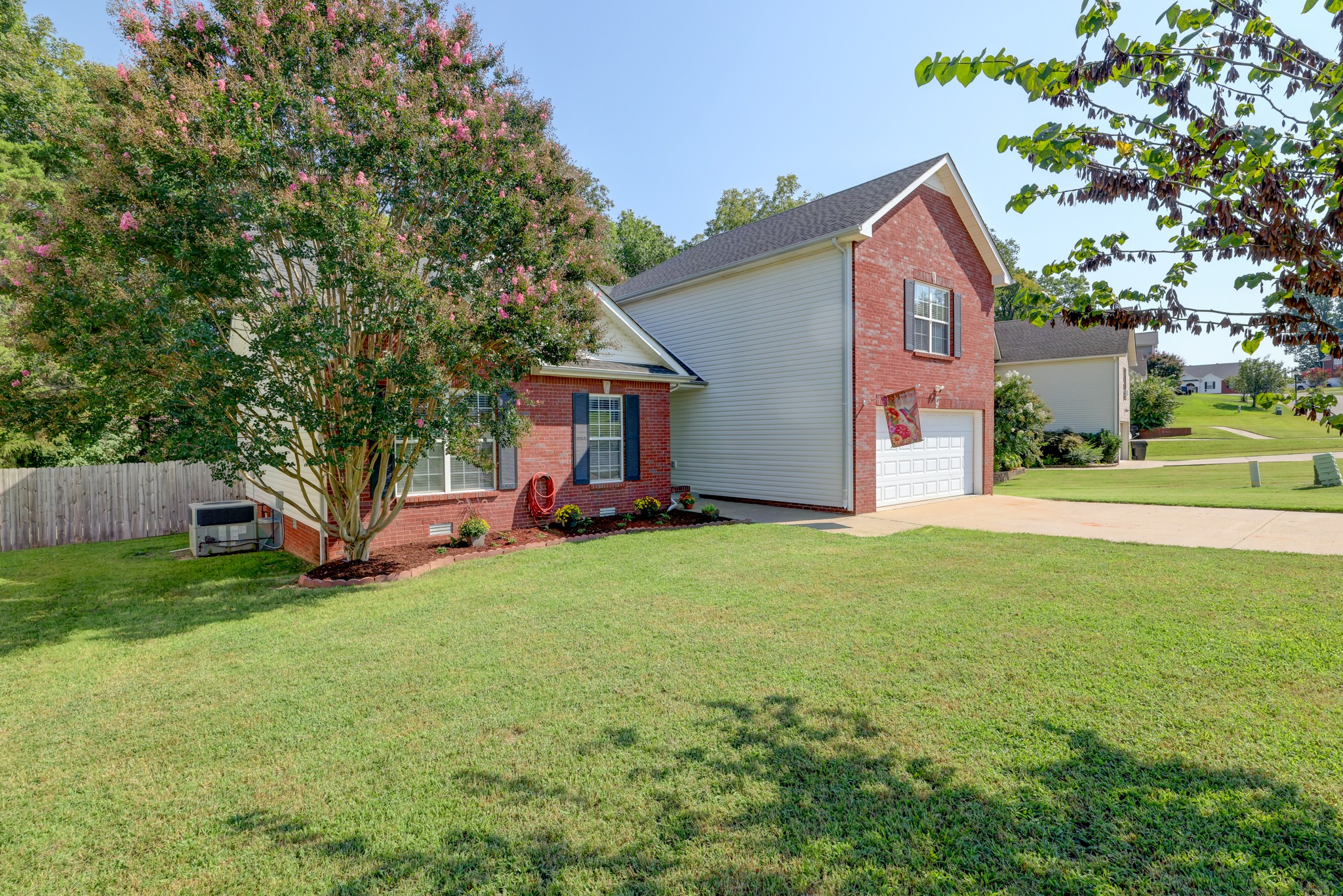 3141 Holly Pt