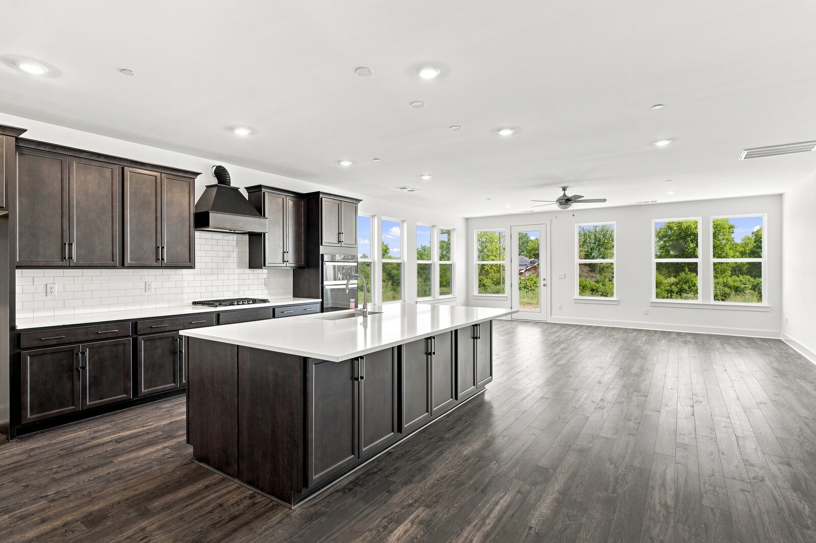 3039 Ledger Road