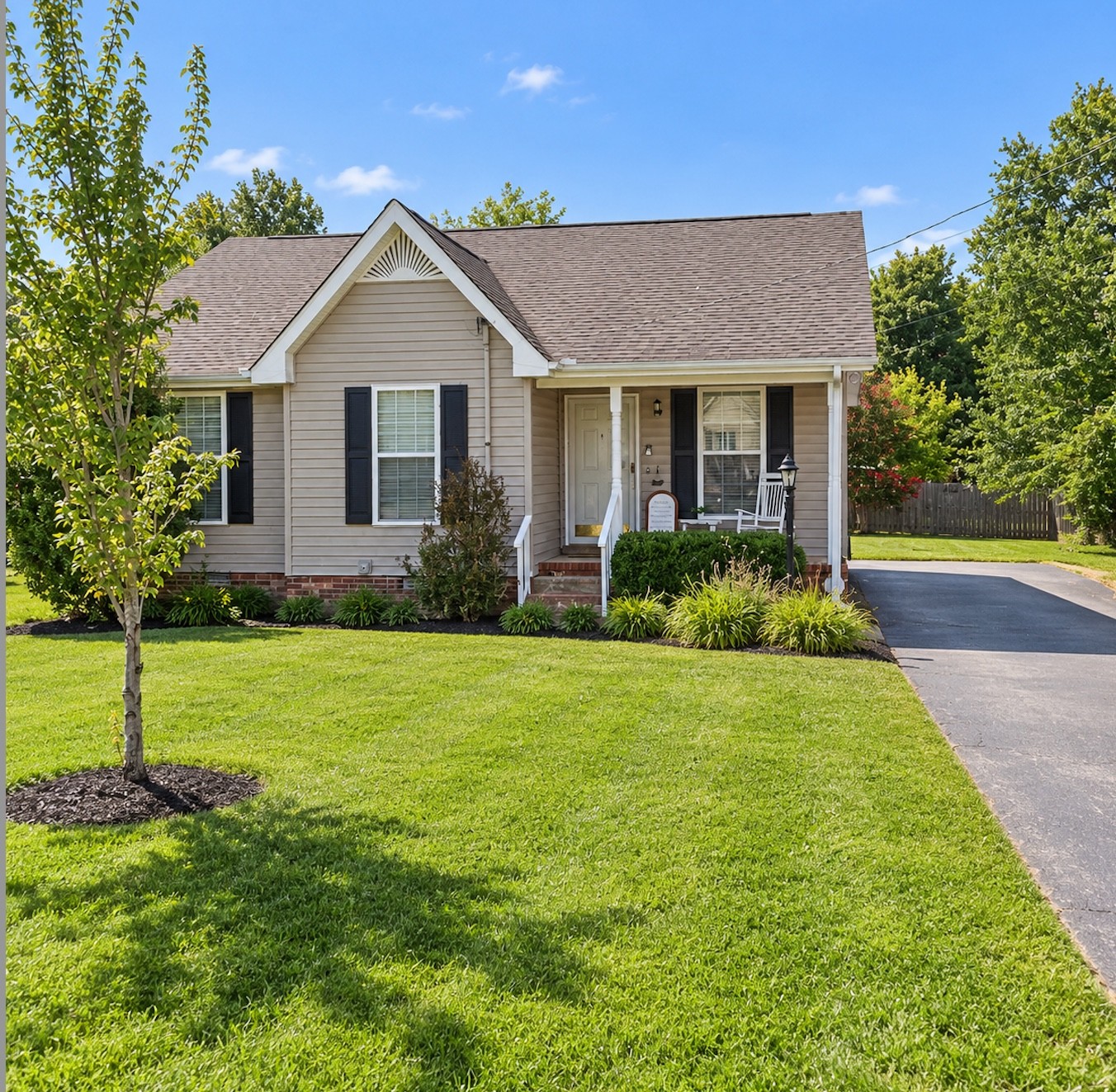 1316 Raden Dr