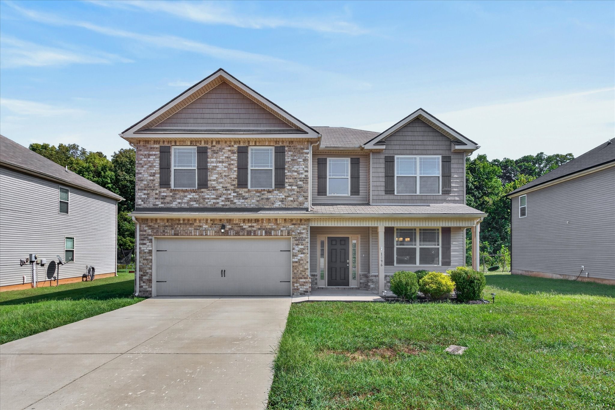 1196 Black Oak Circle