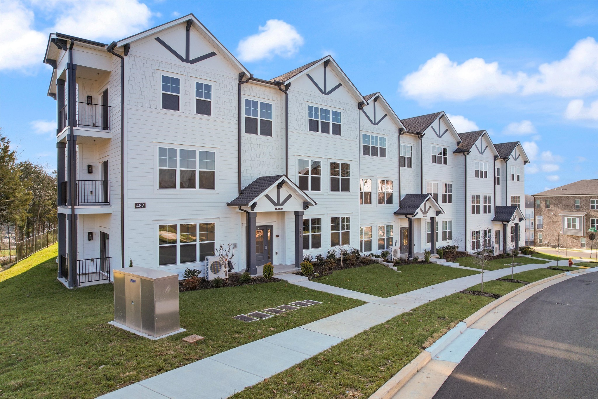 482 Portsdale Dr