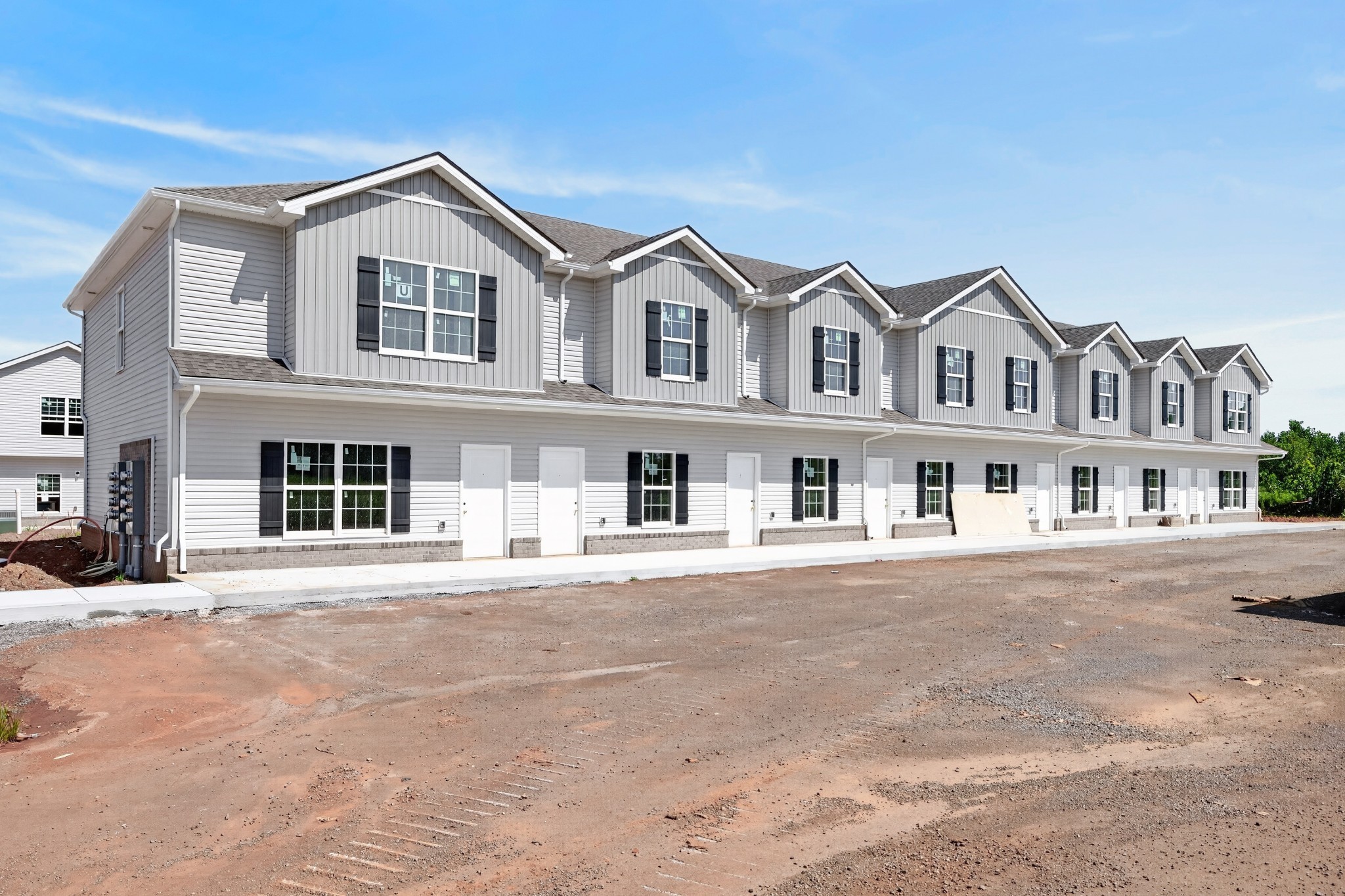 299 Summitcrest Drive