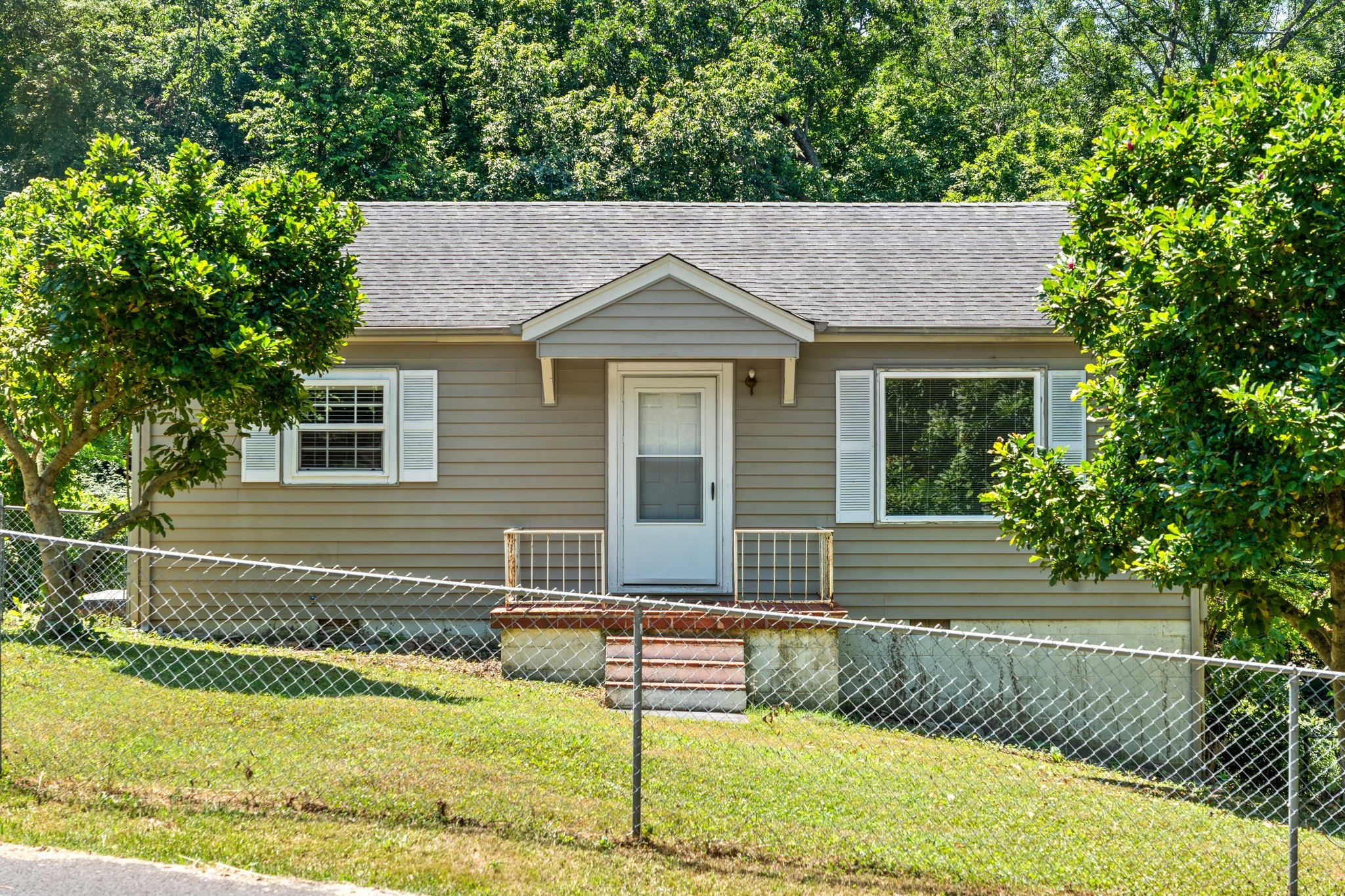1011 Buck Dr