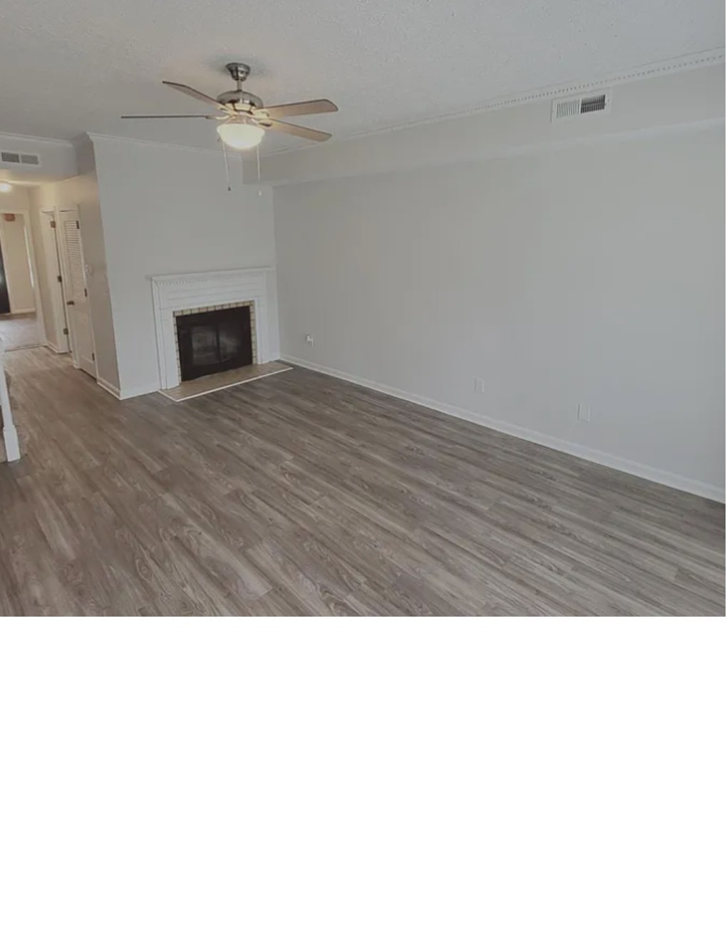 301 Hickory Pl
