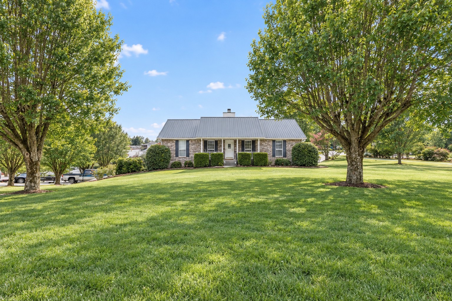 7402 Old Clarksville Pike