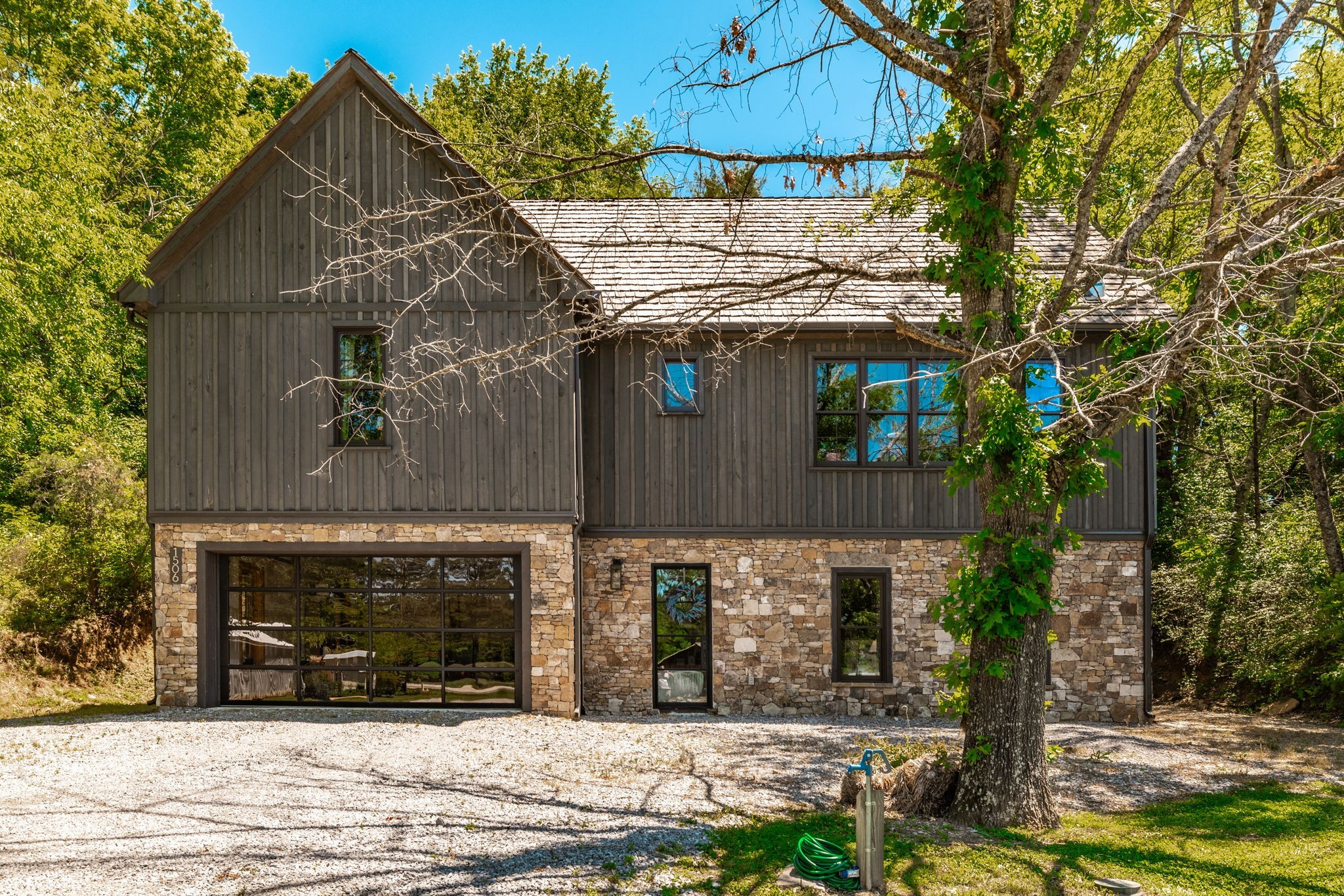 1506 Rock Springs Rd