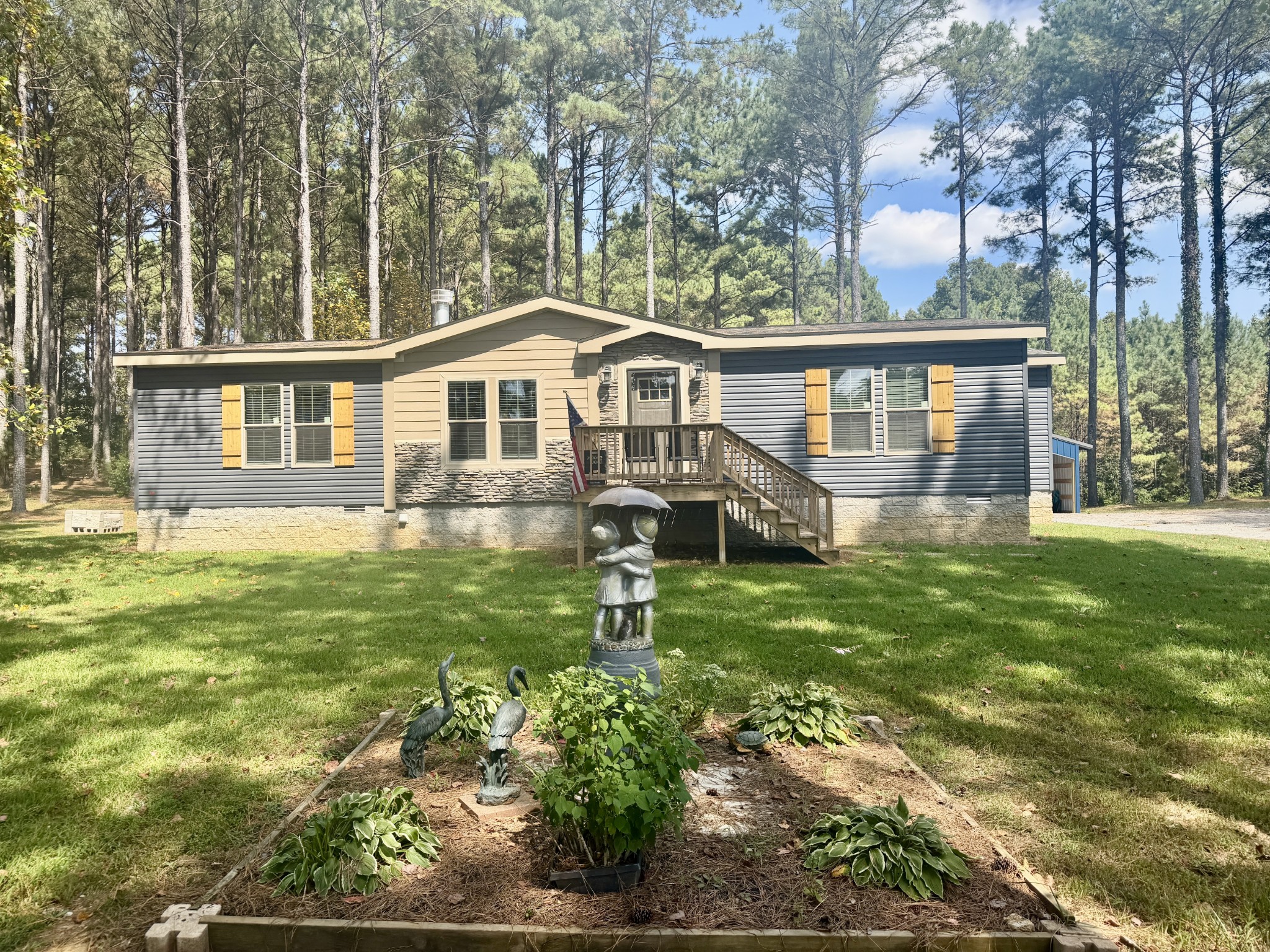 24 Fleeman Rd
