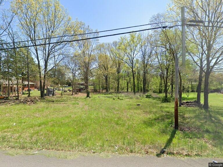 130 Greenfield Dr