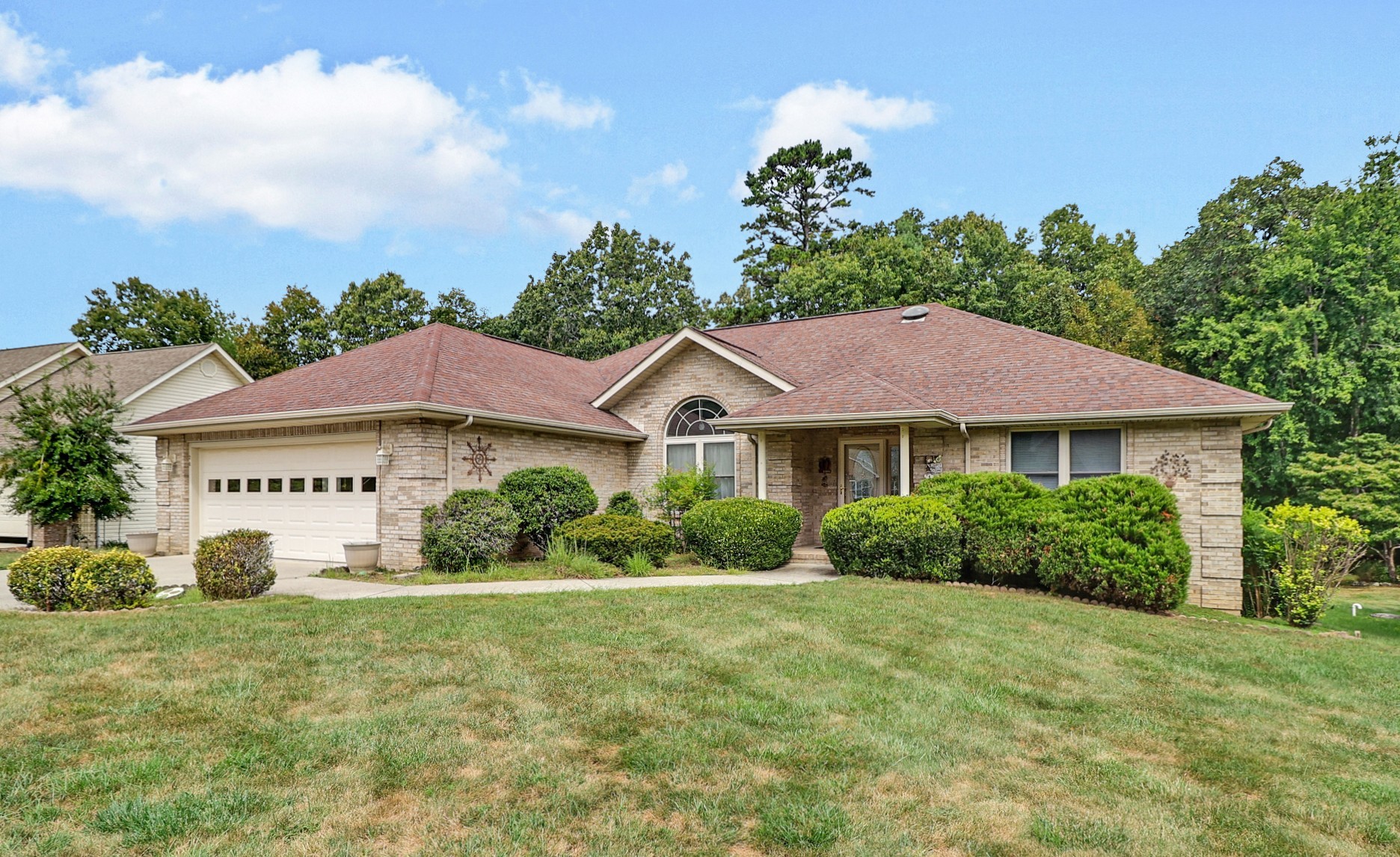 26 Brooks Ln