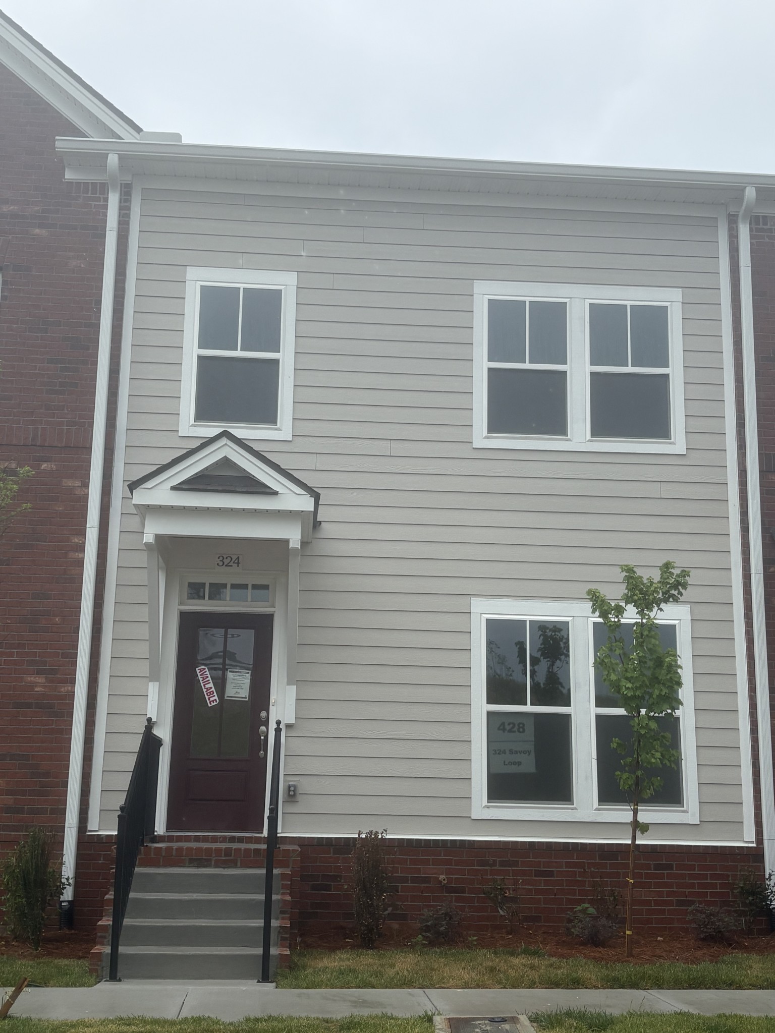 324 Savoy Loop