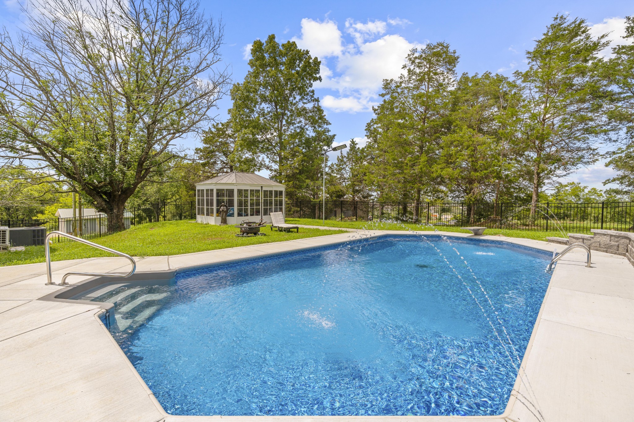 1895 Cainsville Rd