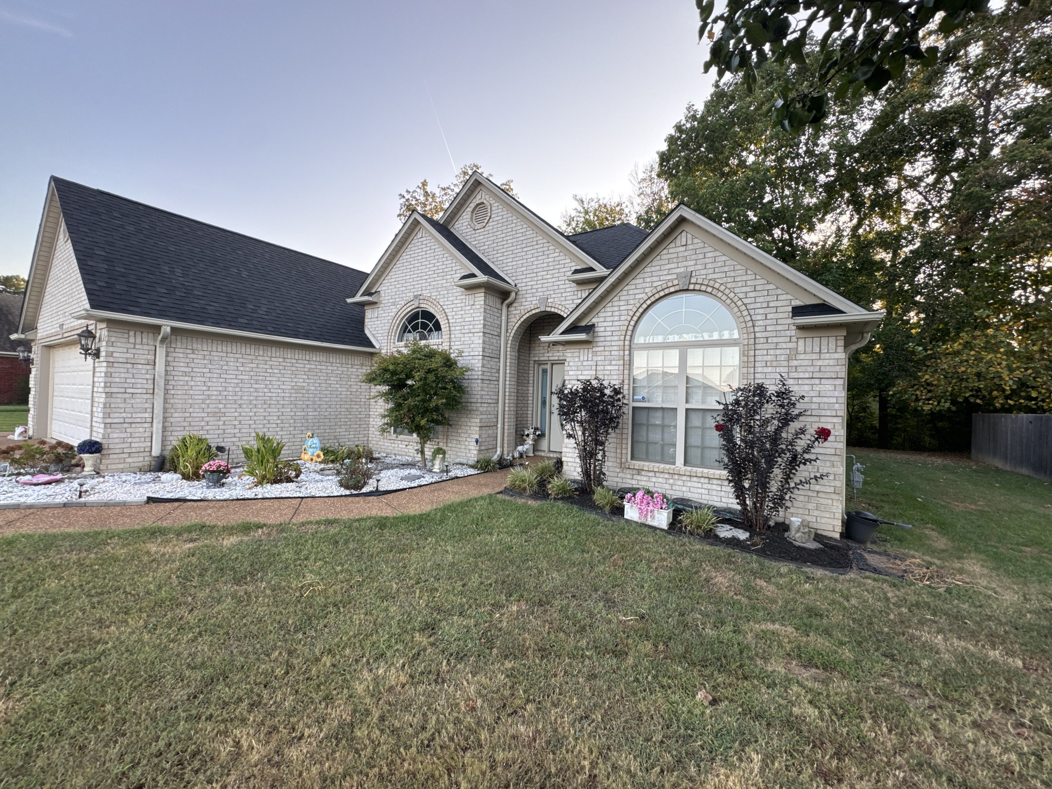 132 Oxford Dr