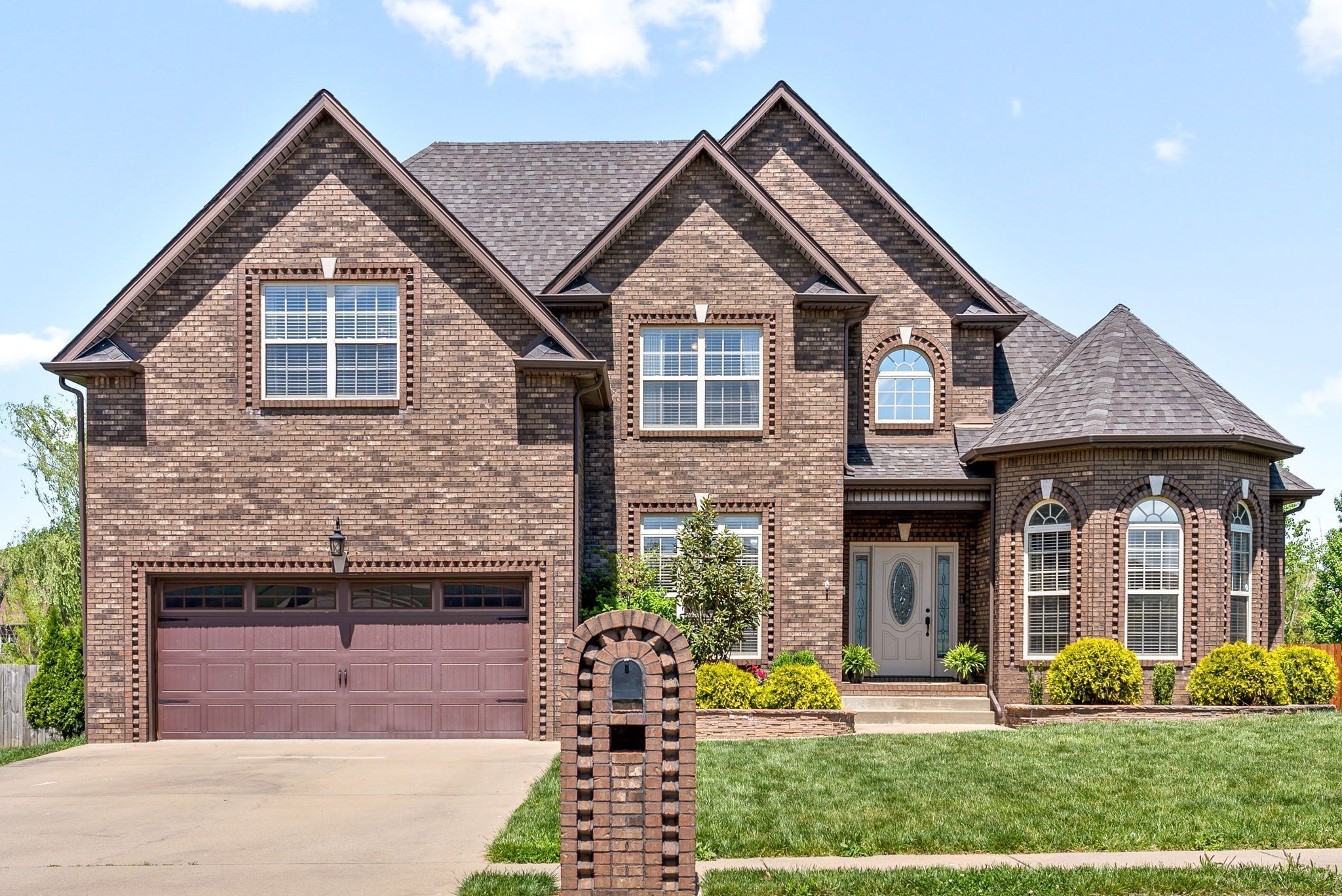 1533 Green Grove Way