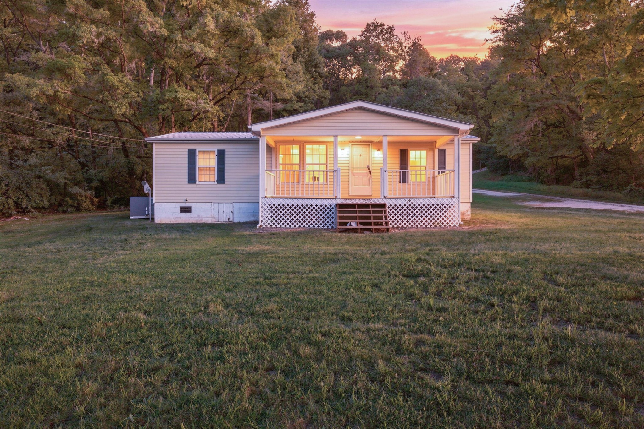 7421 Harper Road