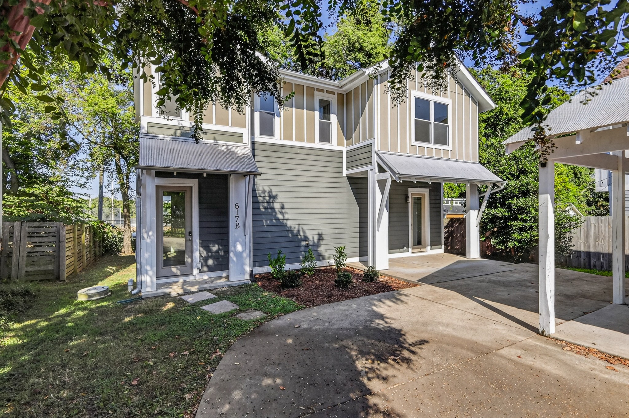 617 Eastboro Dr